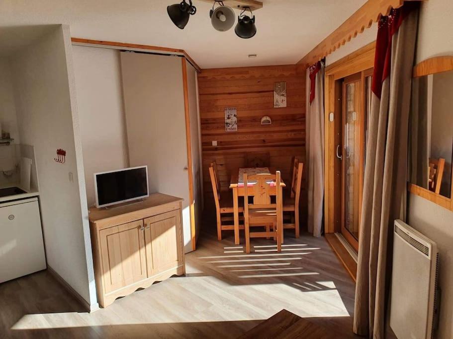 Spacieux Appartement 37M2-T3-Rdc-6 Personnes-100M Remontees Вальменье Экстерьер фото